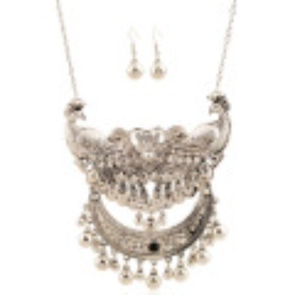 #018 Vintage Diamond Studded Peacock Necklace Gemstone Tassel Carved - Picture 4 of 4